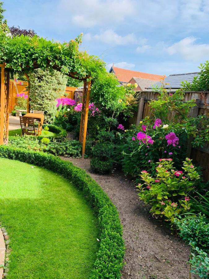 Hereward Guest House วิสเบค ภายนอก รูปภาพ
